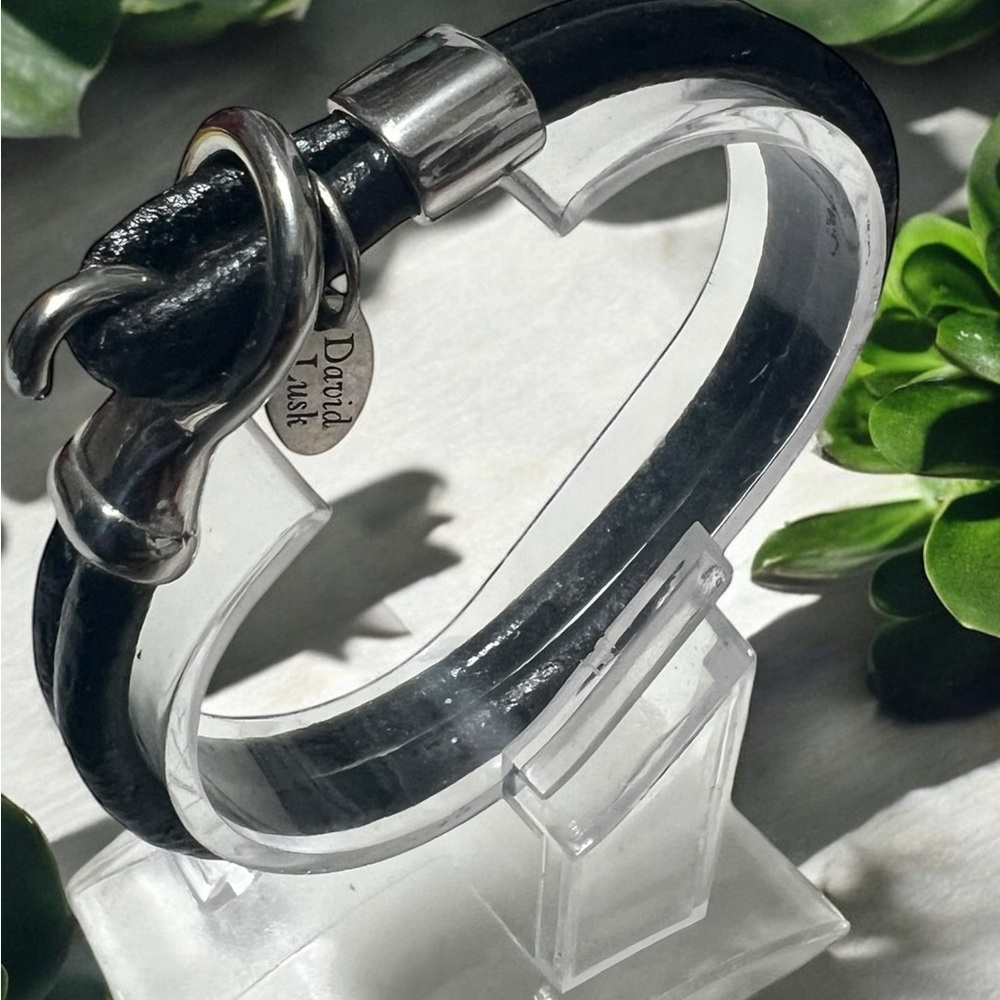 Hand Crafted Black and Silver Men's Bracelet